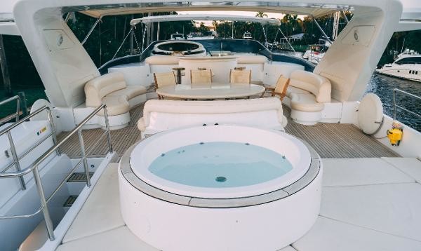 Azimut 100 Jumbo