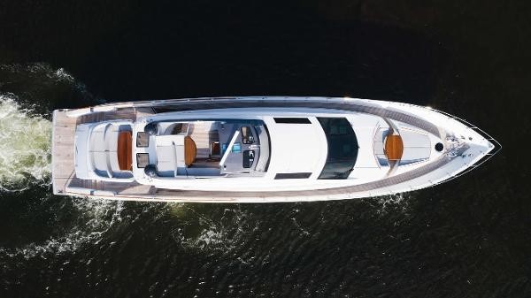 Lazzara Yachts LSX 92