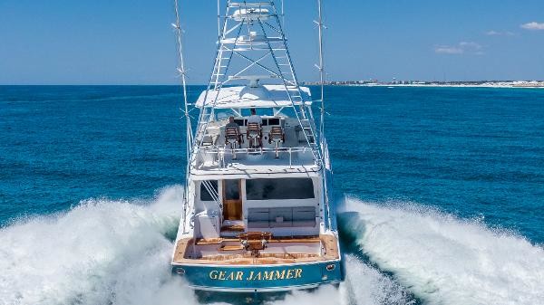 Hatteras GT70