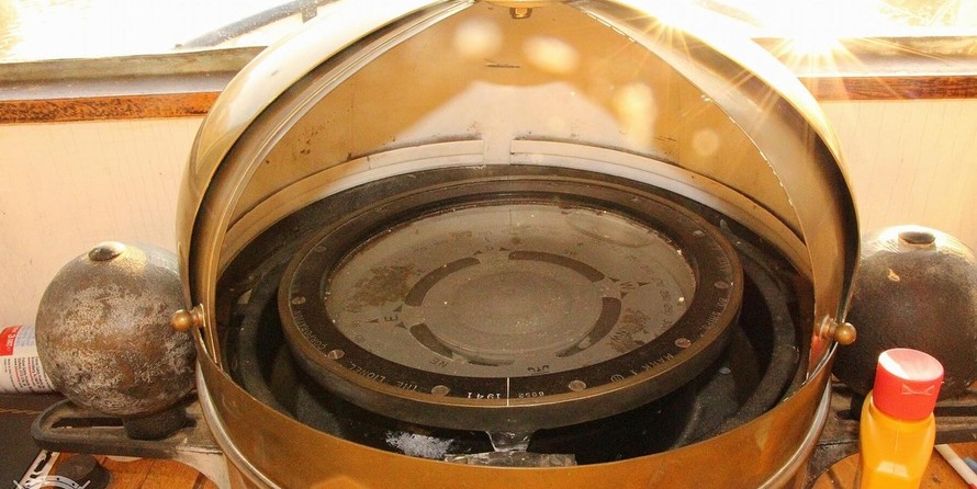 Custom-Craft Box Boat 63