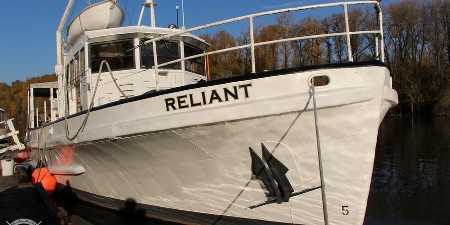 Custom-Craft Box Boat 63