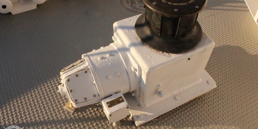 Custom-Craft Box Boat 63