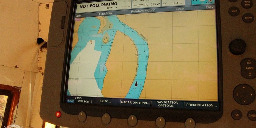 Custom-Craft Box Boat 63