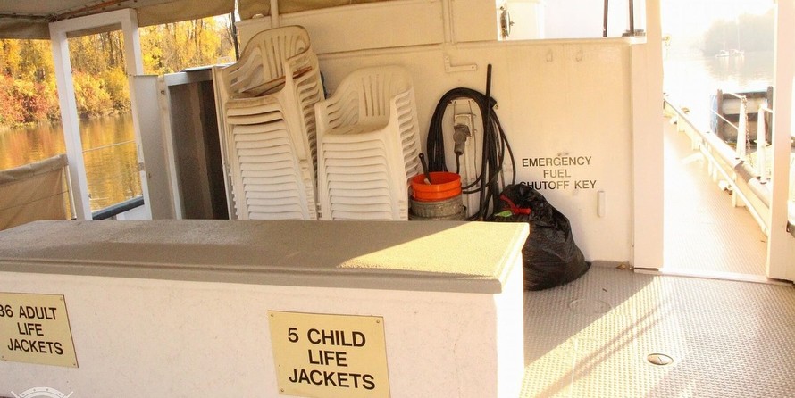 Custom-Craft Box Boat 63