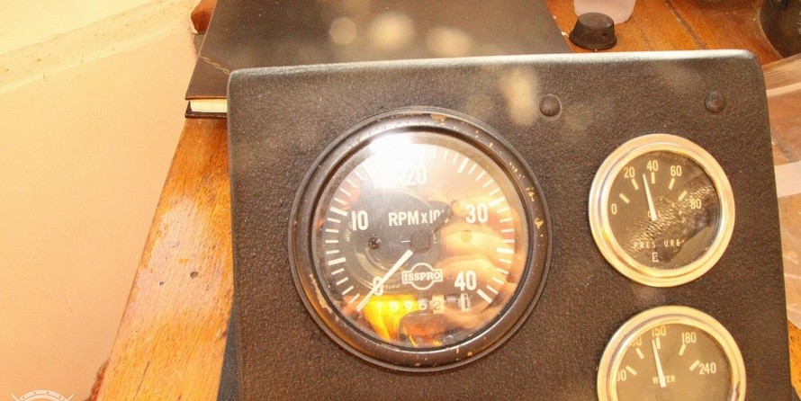 Custom-Craft Box Boat 63