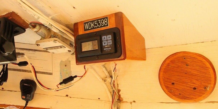 Custom-Craft Box Boat 63