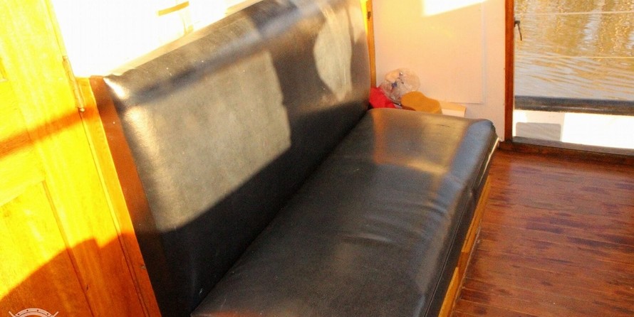 Custom-Craft Box Boat 63