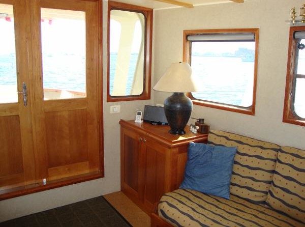 C kip sea ranger 39 flybridge ts cruiser