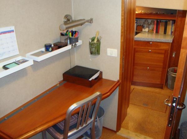 C kip sea ranger 39 flybridge ts cruiser