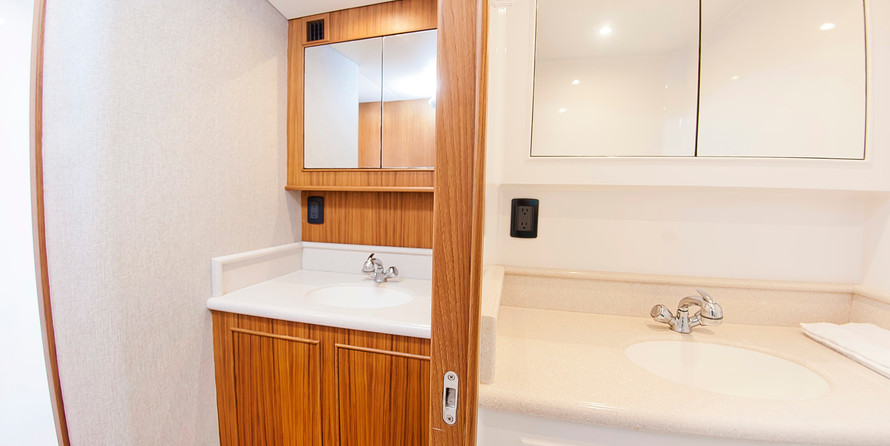 Jamie Chadwick Boats Custom Carolina Sport Fishing Convertible