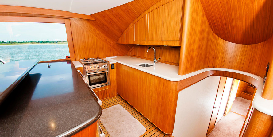 Jamie Chadwick Boats Custom Carolina Sport Fishing Convertible