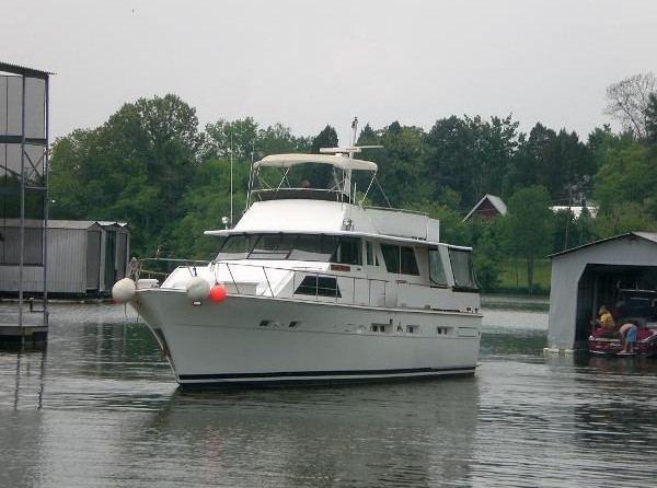 Trojan 54 deckhouse