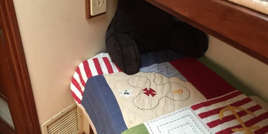 Hatteras 77 Convertible