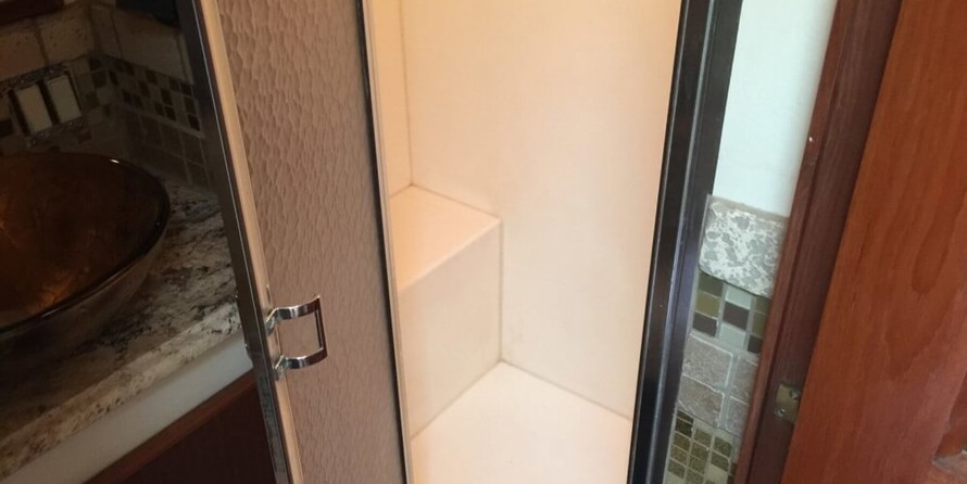 Hatteras 77 Convertible