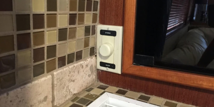 Hatteras 77 Convertible