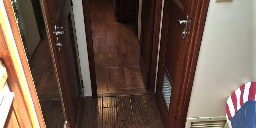 Hatteras 77 Convertible