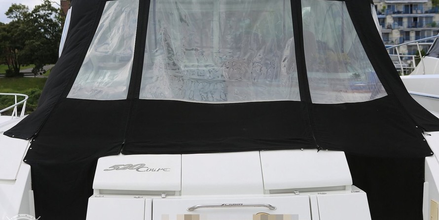 Cruisers Yachts 520 Sports Coupe