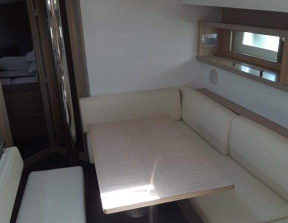 Beneteau Oceanis 45
