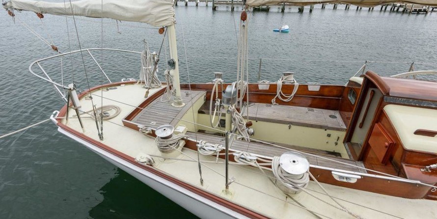 Custom Alan Gurney/Derecktor Yawl