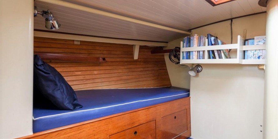 Custom Alan Gurney/Derecktor Yawl