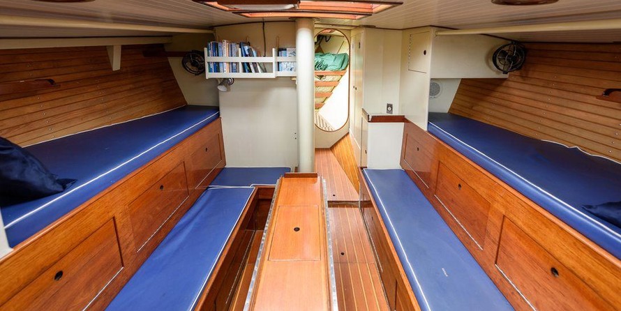 Custom Alan Gurney/Derecktor Yawl