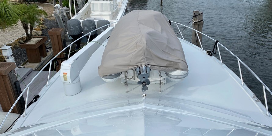 Hatteras 54 Convertible