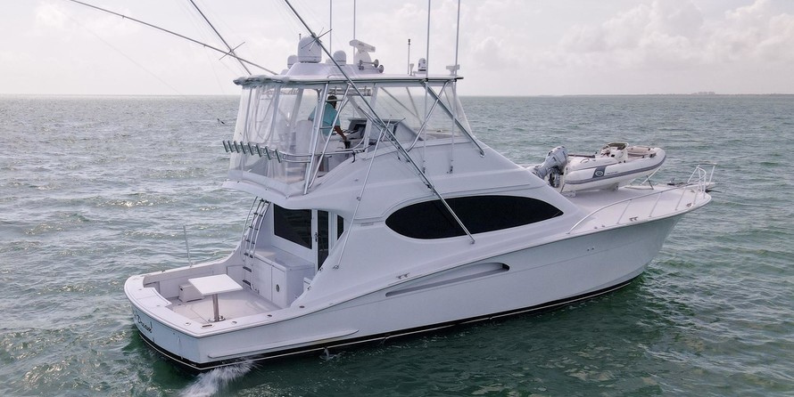 Hatteras 54 Convertible