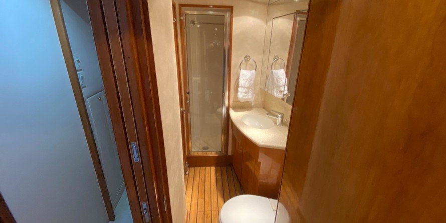 Hatteras 54 Convertible