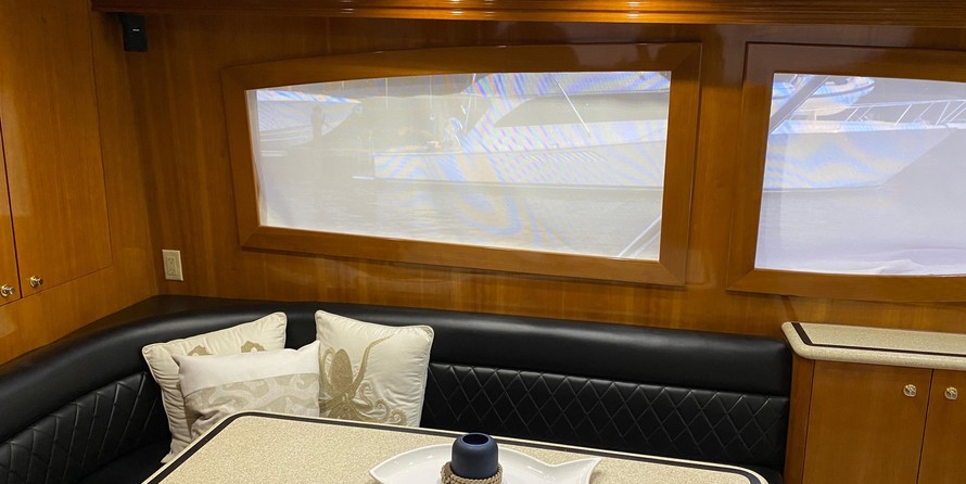 Hatteras 54 Convertible