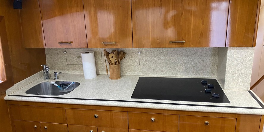 Hatteras 54 Convertible