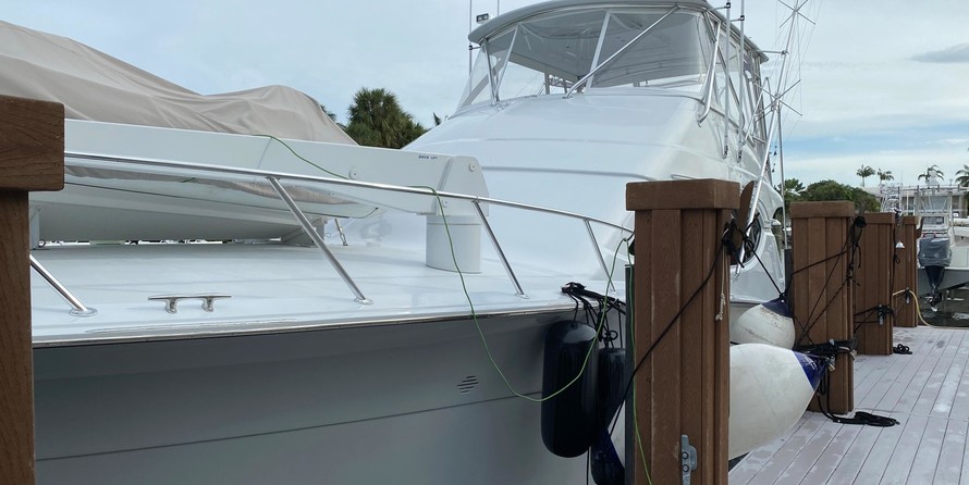 Hatteras 54 Convertible