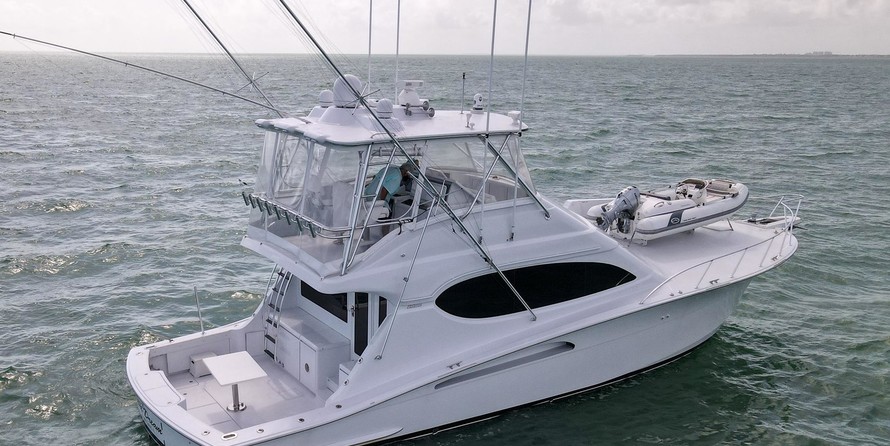 Hatteras 54 Convertible