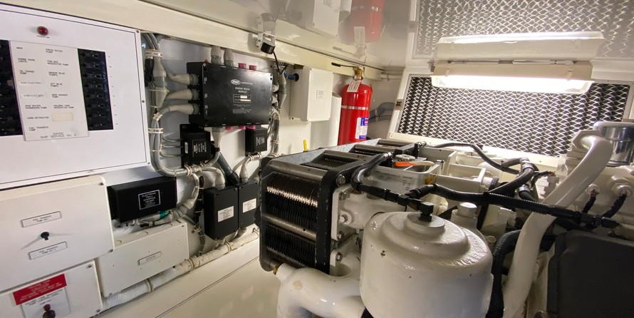 Hatteras 54 Convertible