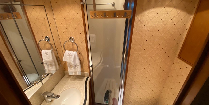 Hatteras 54 Convertible