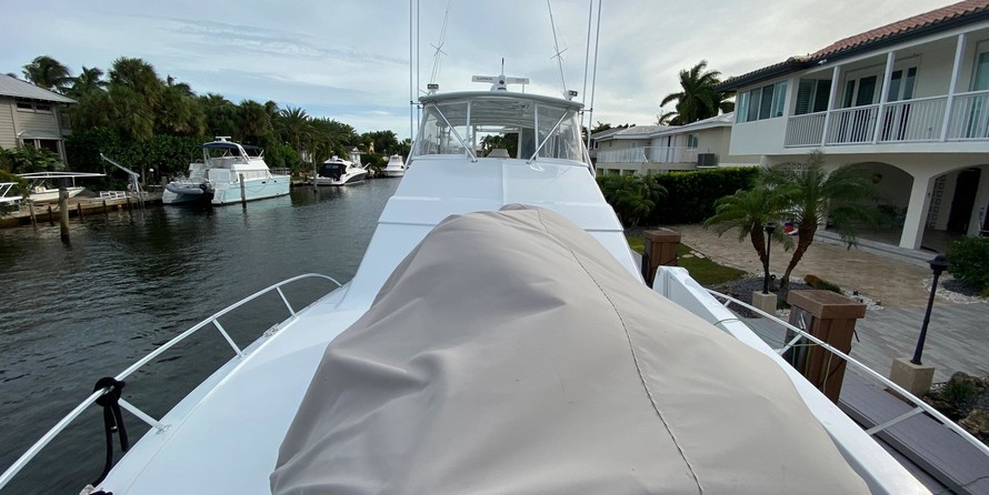 Hatteras 54 Convertible