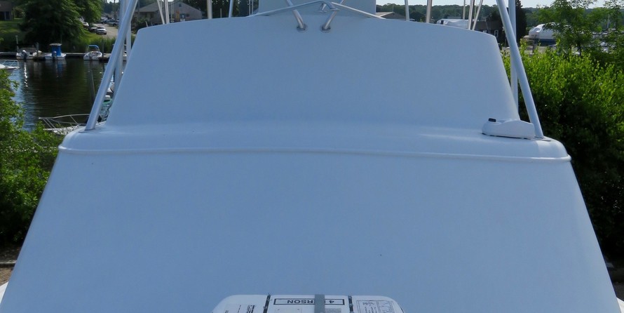 Custom Carolina Lewis Brothers 41 Flybridge Sportfish