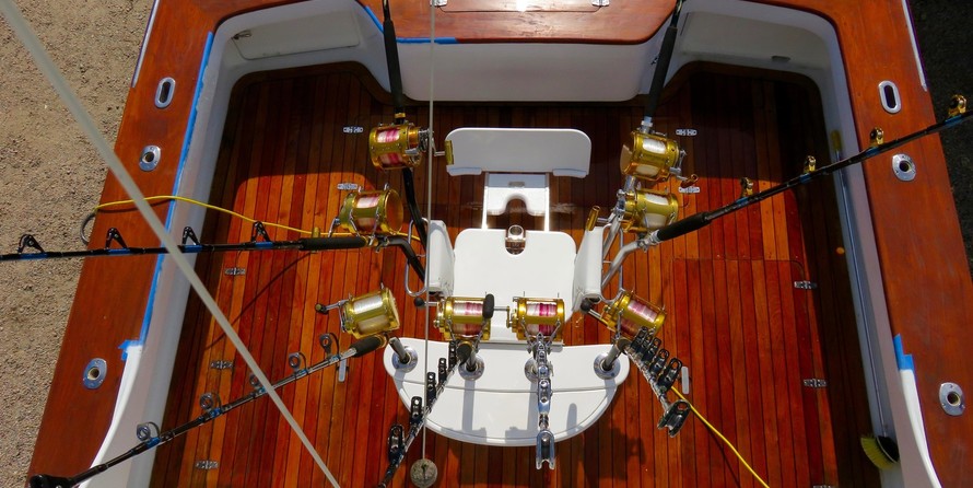 Custom Carolina Lewis Brothers 41 Flybridge Sportfish