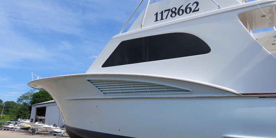 Custom Carolina Lewis Brothers 41 Flybridge Sportfish