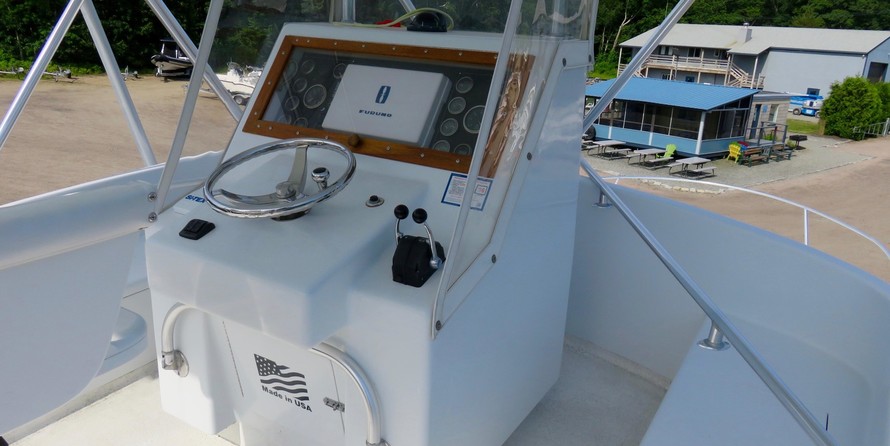 Custom Carolina Lewis Brothers 41 Flybridge Sportfish