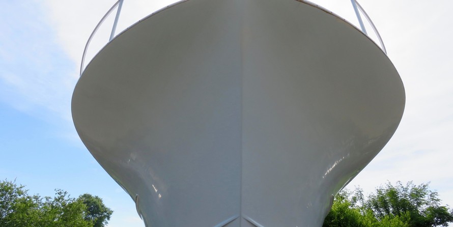 Custom Carolina Lewis Brothers 41 Flybridge Sportfish