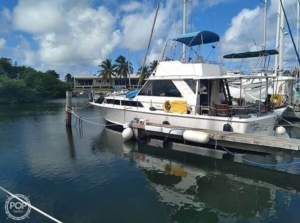 Chris-Craft Commander 44