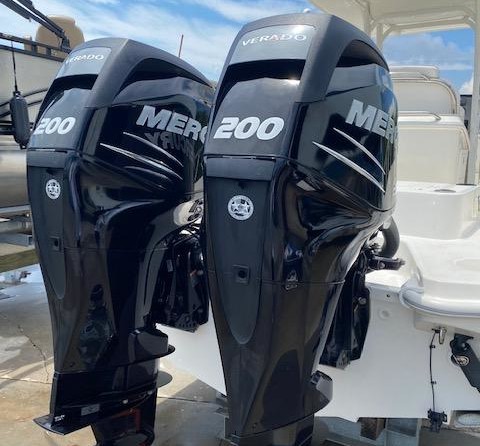 Boston Whaler 270 Dauntless