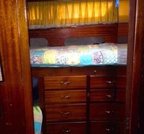 Hatteras 77 Convertible