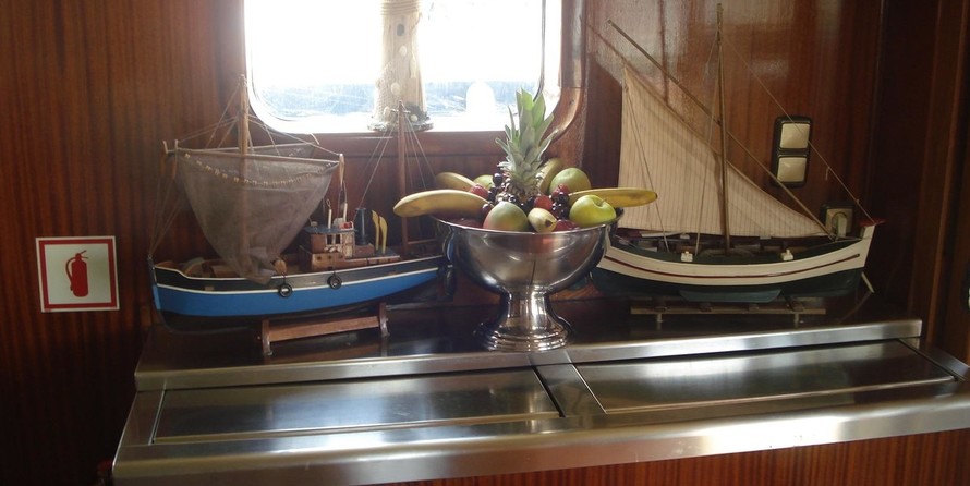 Pilothouse Yarrow & Co.