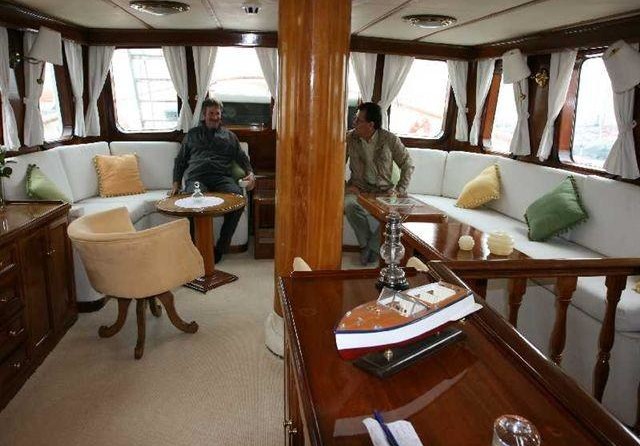 Pilothouse Yarrow & Co.