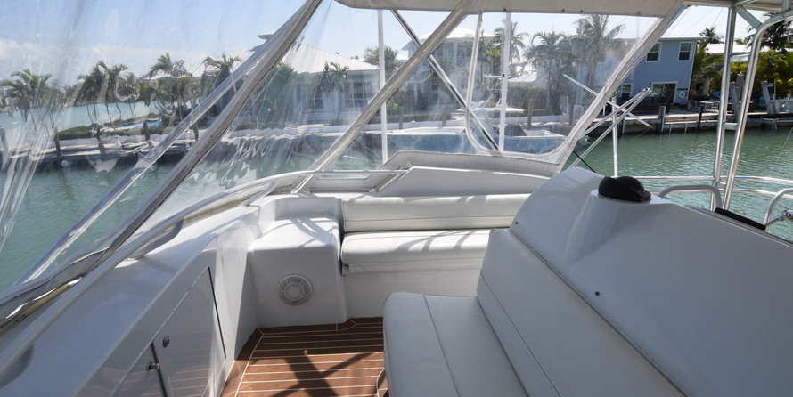 Hatteras GT45X Flybridge