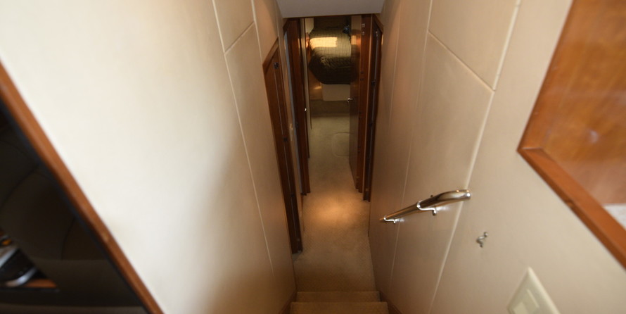 Hatteras GT45X Flybridge