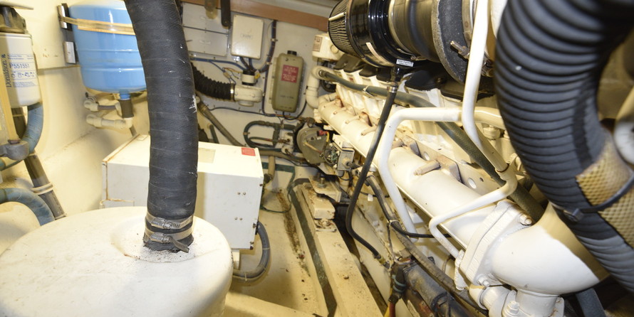 Hatteras GT45X Flybridge