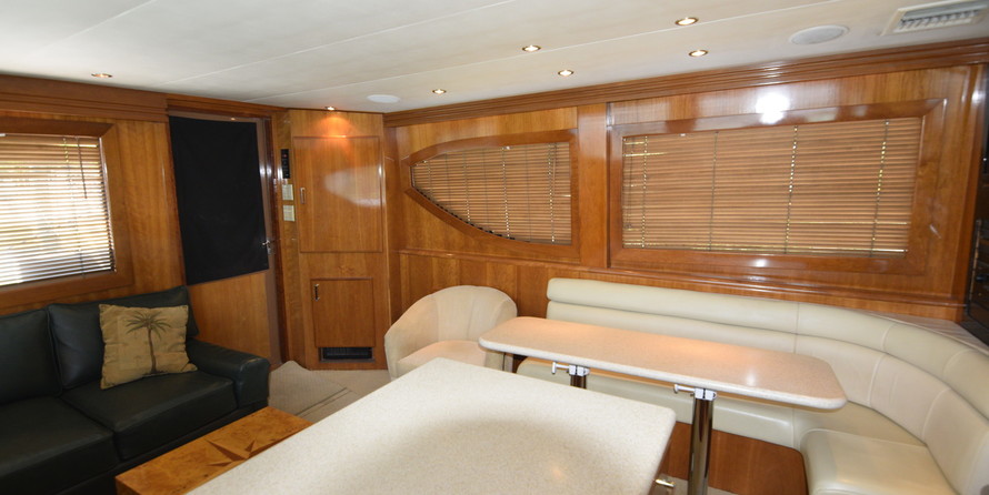 Hatteras GT45X Flybridge