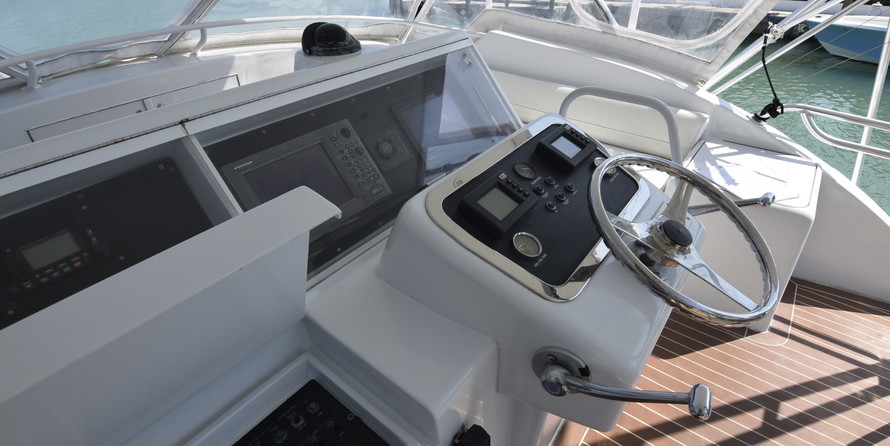 Hatteras GT45X Flybridge